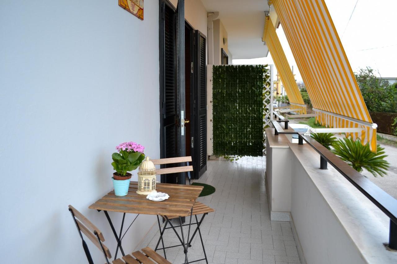 Pompei Gryllus Bed & Breakfast ภายนอก รูปภาพ