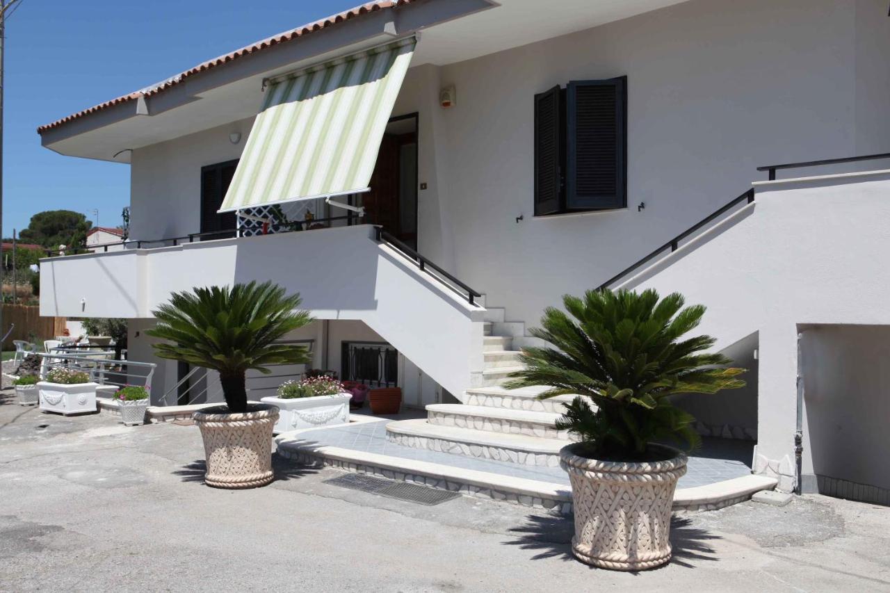 Pompei Gryllus Bed & Breakfast ภายนอก รูปภาพ