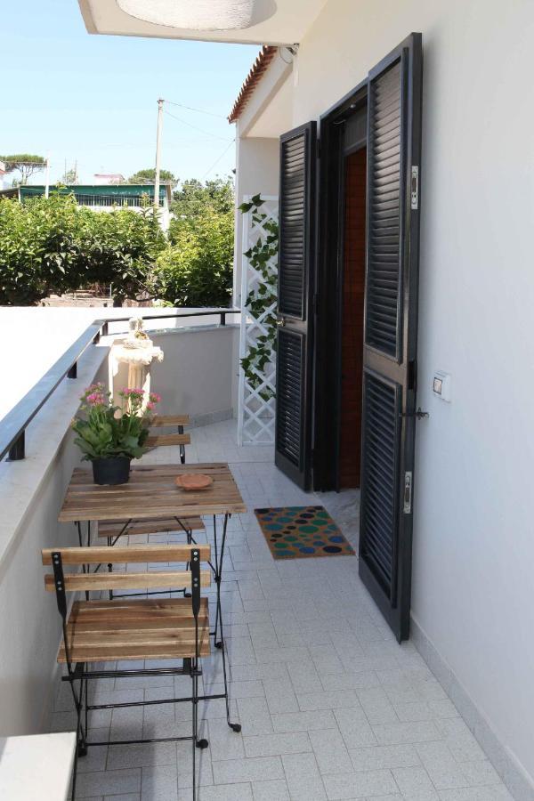 Pompei Gryllus Bed & Breakfast ภายนอก รูปภาพ