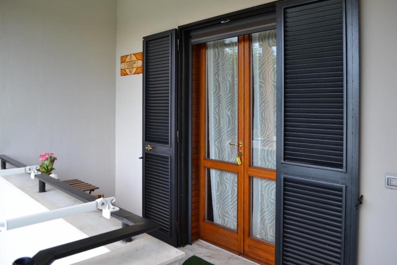 Pompei Gryllus Bed & Breakfast ภายนอก รูปภาพ