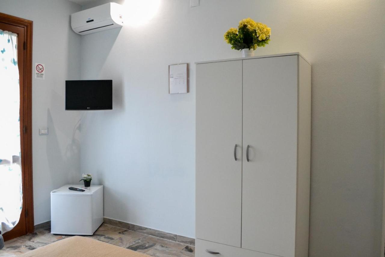 Pompei Gryllus Bed & Breakfast ภายนอก รูปภาพ